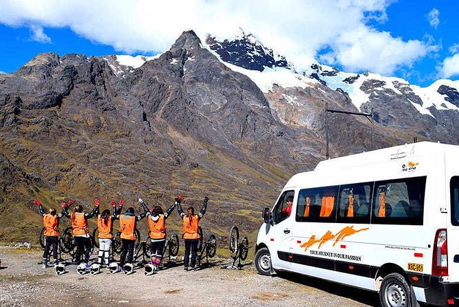 07 Day: Inca Jungle Adventure with Mountain Bike, Rafting, Zipline & Trek - Day 1 in Cusco: rest, altitude, and a real kickoff