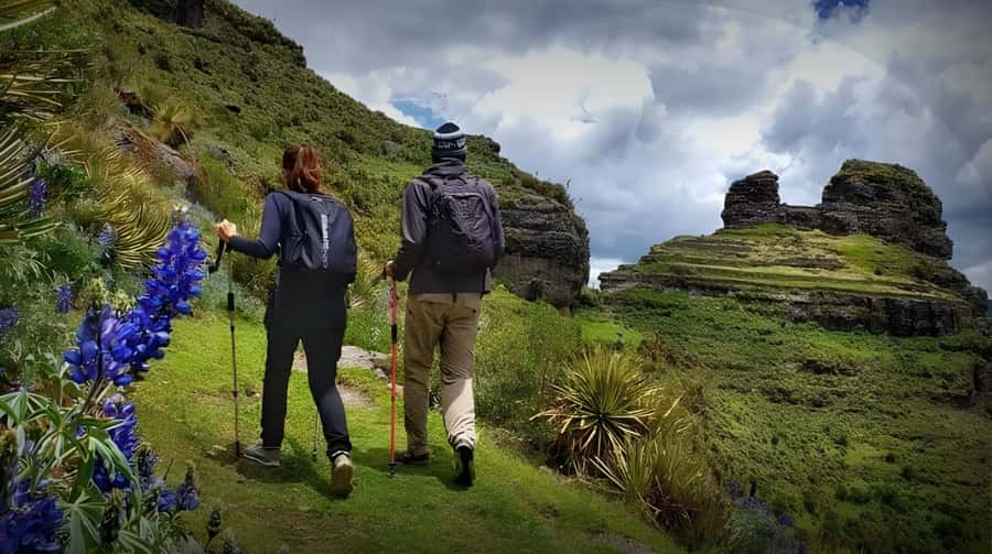 1 day excursion to Waqrapukara - The 5:00 a.m. pickup and the ride toward Sangarara