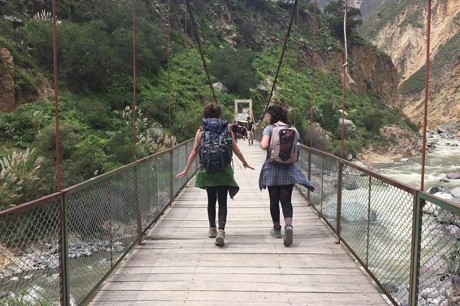 2 Day 1 Night Trek / Colca Canyon - Cielo Azul Lodge in Sangalle: warm pool time and basic bungalows