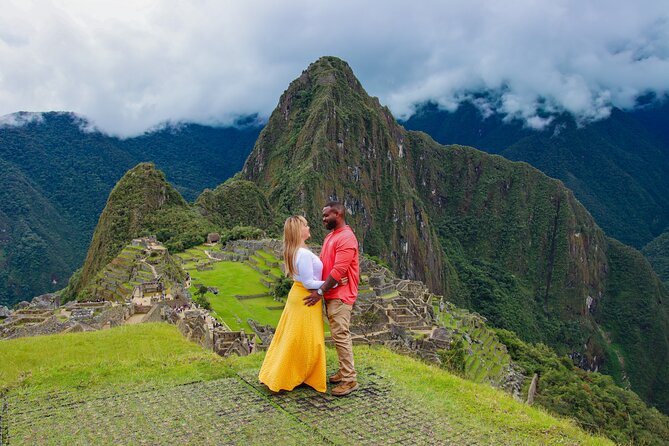 2-Day Tour: Sacred Valley & Machu Picchu – All Tickets Included - Day 1 in the Sacred Valley: Alpacas, Pisac Views, and Lunch That Actually Counts