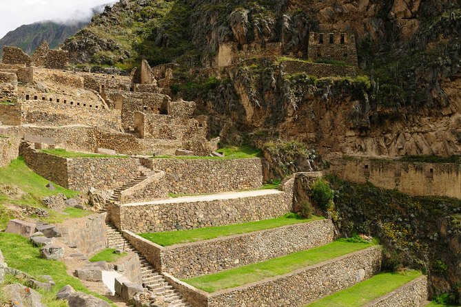 2 Days : Sacred Valley Conection Machu Picchu || Private Tour || - Urubamba and the buffet lunch: the “in between” that keeps the day realistic