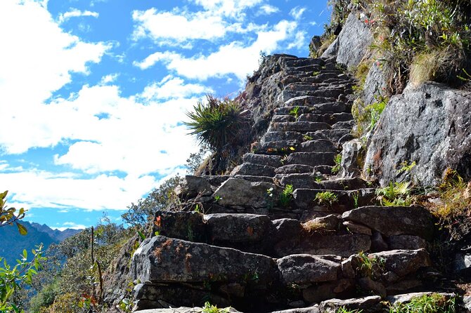 4 Days Inca Trail To Machu Picchu - Day 4: Sun Gate into Machu Picchu, then Aguas Calientes and back to Cusco