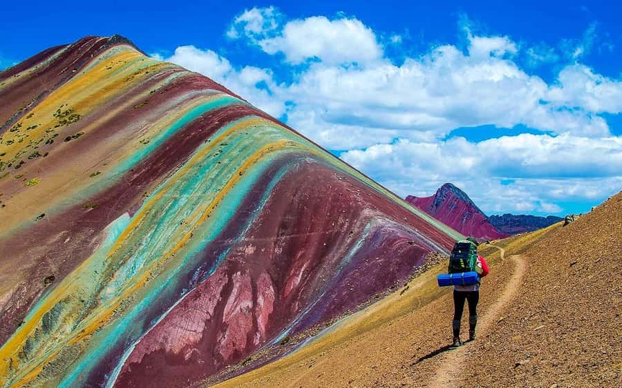 7 Colors Mountain - From the parking lot to the top: how the 1-hour hike usually feels