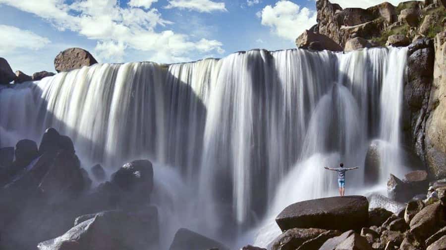 Adventure Day in Arequipa: Pillones Waterfall + Rock Forest - Salinas and Aguada Blanca Reserve: Where the Wildlife and Rocks Steal the Show