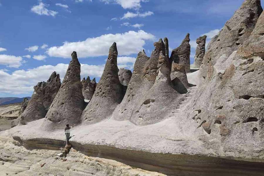Adventure Day in Arequipa: Pillones Waterfall + Rock Forest - The Guides: From Cristina to Sophia, Helpful Explanations Make a Difference