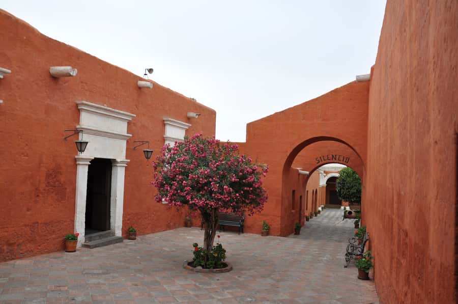 Arequipa: City Tour and Santa Catalina Monastery - FAQ