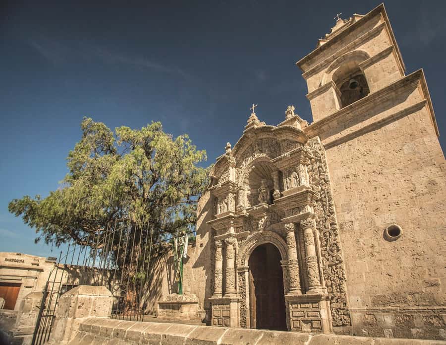 Arequipa: City Tour and Santa Catalina Monastery - Should You Book This Arequipa City Tour?