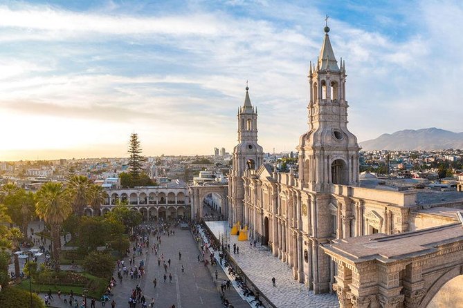 Arequipa, Historic and Colonial City and Santa Catalina Monastery - Carmen Alto viewpoint: your first volcano and sillar hit
