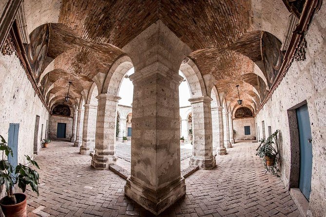 Arequipa, Historic and Colonial City and Santa Catalina Monastery - Monastery of Santa Catalina: the city within a city