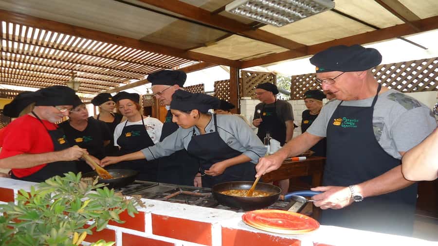 Arequipa: Peruvian Cooking Class - Why this Arequipa cooking class feels more like a lesson than a show