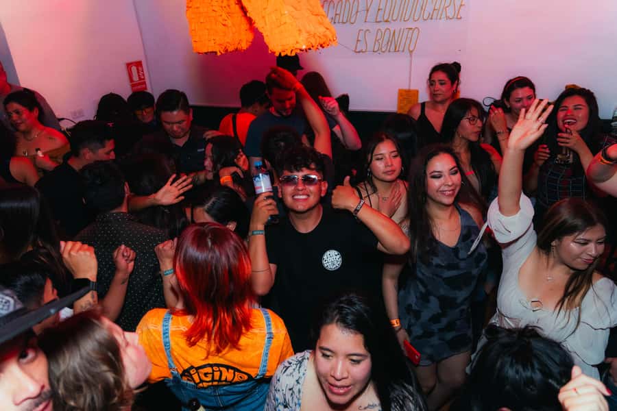 Arequipa: Pub Crawl with Skip-The-Line Access and Drinks - Should You Book This Arequipa Pub Crawl?