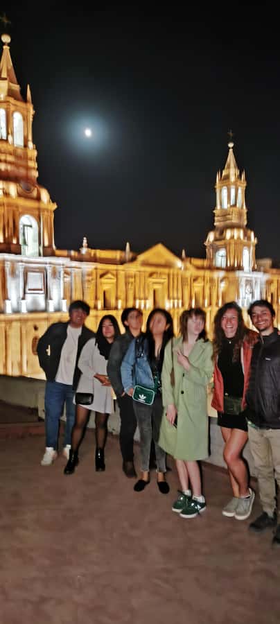 Arequipa: Pub Crawl with Skip-The-Line Access and Drinks - FAQ