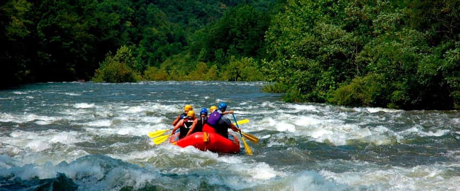 Arequipa: Rafting on the Chili River | Full adrenaline | - Who Should Book This Rafting Trip, and Who Should Skip It