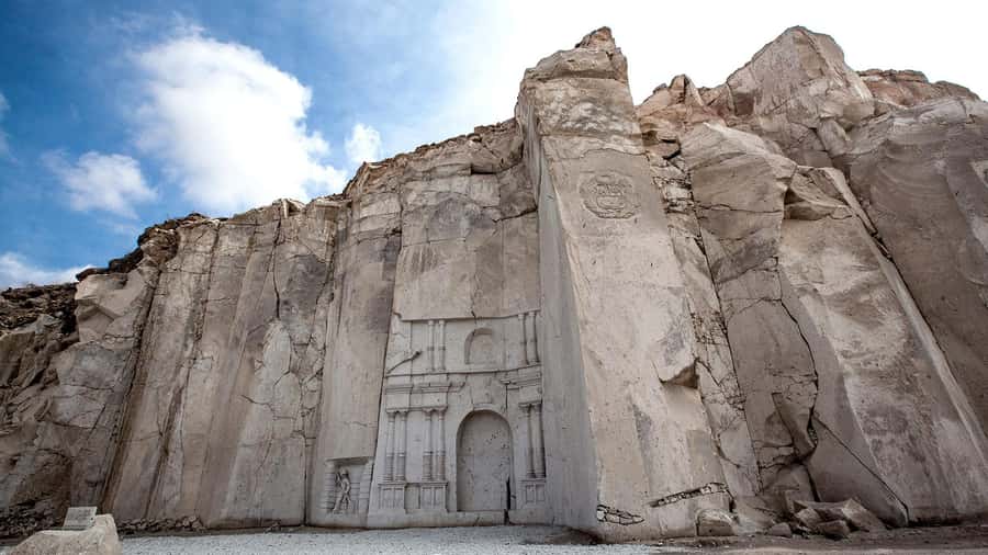 Arequipa|| The Sillar Route+Culebrillas Canyon - Ashlar stone quarries, what the guided stop teaches