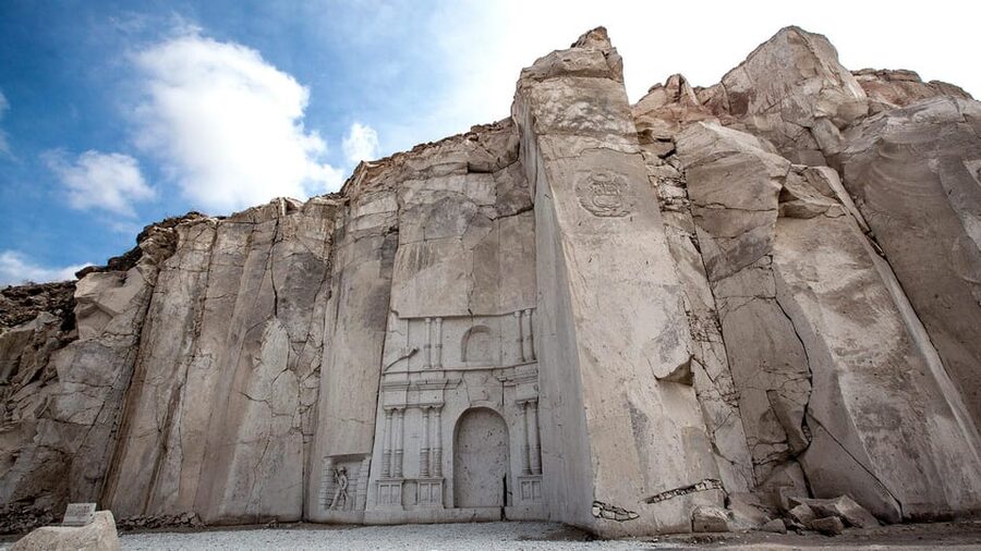 Arequipa|| The Sillar Route+Culebrillas Canyon - Transportation by minibus or bus, and how that affects your time
