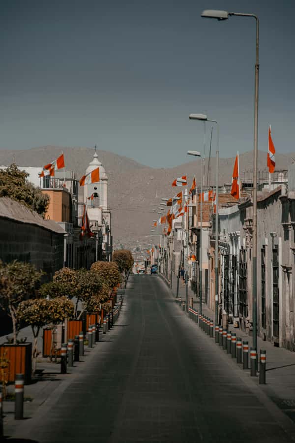 Arequipa: Walk through the Historic Center of the City - The viewpoint finale with Misti, Chachani, and Pichu Pichu