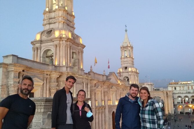 Arequipa Walking Tour city center and drinks experience - Mundo Alpaca Arequipa: fibers, textiles, and what alpacas mean locally