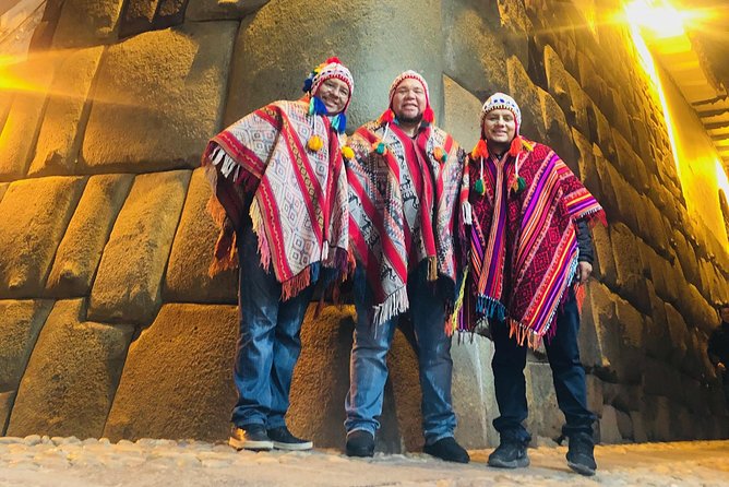 "Aventura Inca: 4 Días en la Ciudad Perdida" - Sacred Valley by morning: Pisac market time and the Urubamba lunch stop