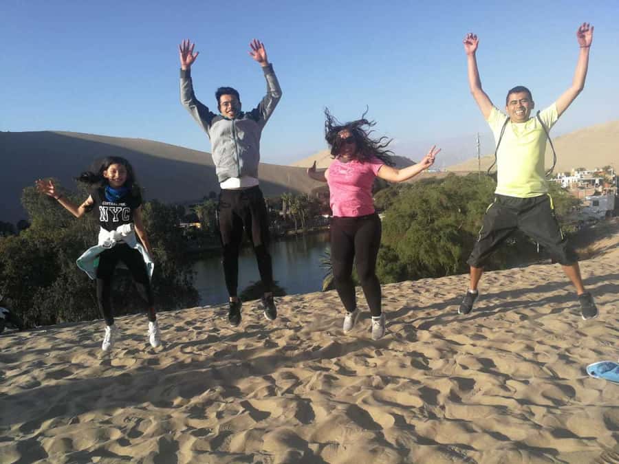 Ballestas Islands and Huacachina Oasis Half-Day Tour - Huacachina Oasis, Dunes, Sandboarding, and Dune Buggy Time
