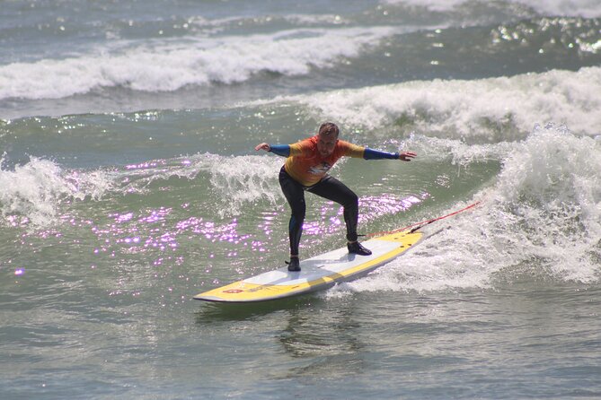 Beginner Surf Lesson in Lima, Perú - In the water: how beginners actually improve fast