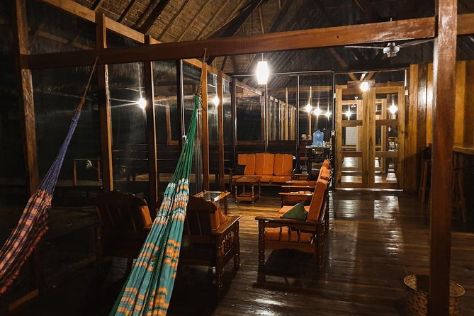 Best of Tambopata 2 nights by JunglePro - Rivers, lakes, and the “quiet clues” you might miss