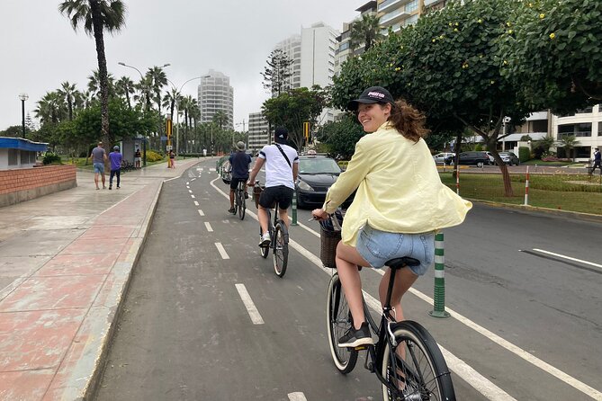 Bike Tour Lima | Ride along Miraflores & Barranco - El Parque del Amor: romantic design with a Gaudí-style influence