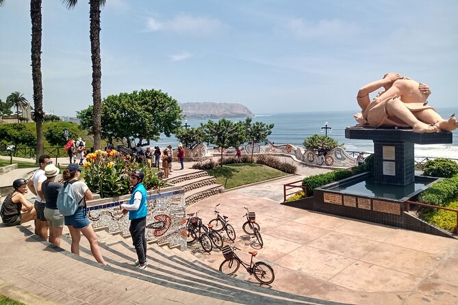 Bike Tour Lima | Ride along Miraflores & Barranco - Puente de los Suspiros: the Bridge of Sighs and a wish moment