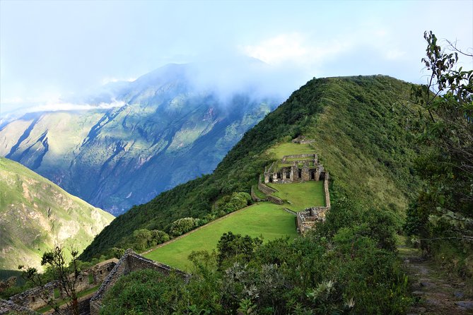 Choquequirao Trek 4 days and 3 nights - Day 3: Sunrise at Choquequirao, downhill then uphill to Chiquiska