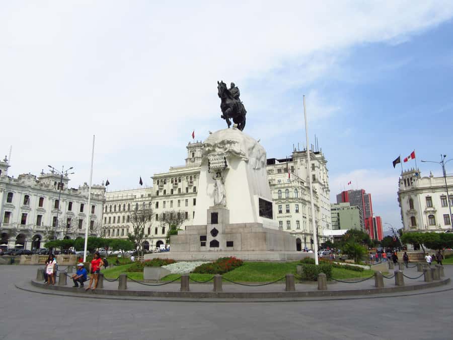 City Tour 1 day Lima - Walking Lima’s historic center without wasting your energy