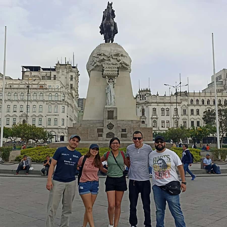 City tour and the best highlights in lima - Miraflores Parque del Amor and the Costa Verde coast views
