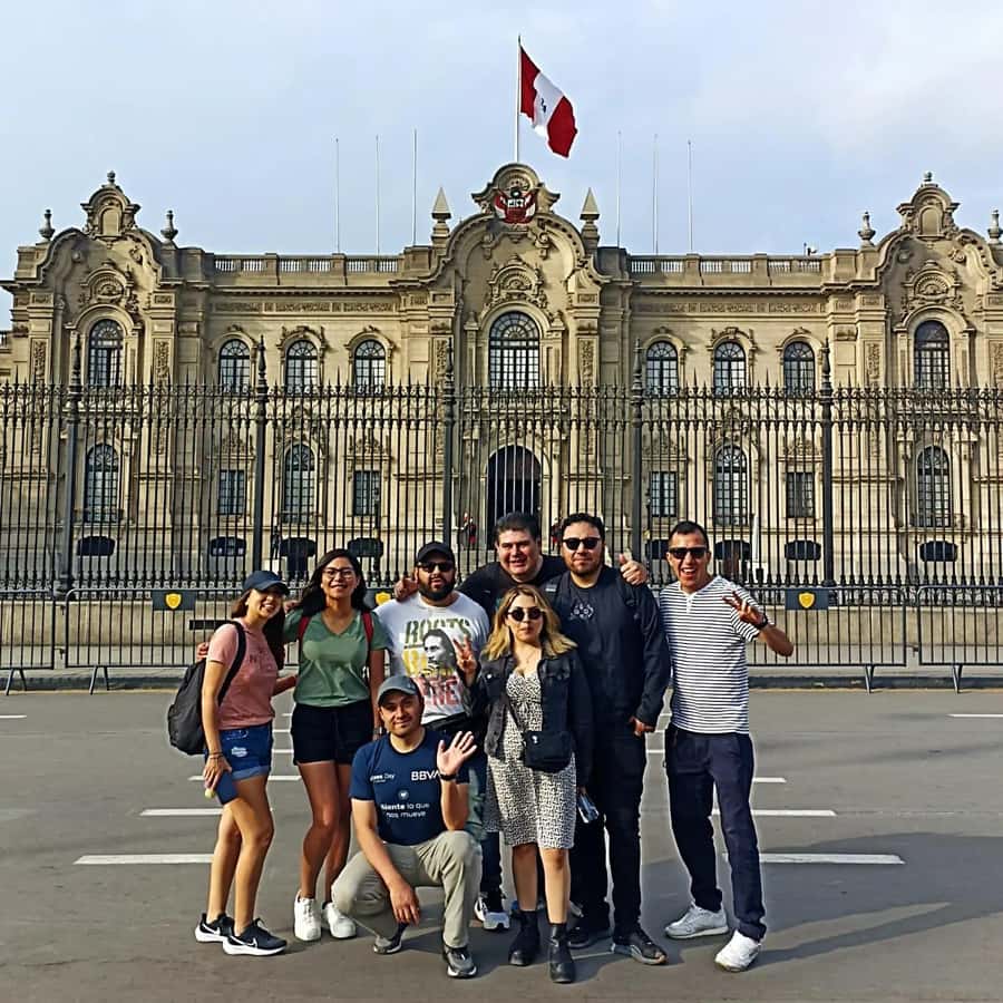 City tour and the best highlights in lima - San Isidro Parque de la Oliva, a local-district pause