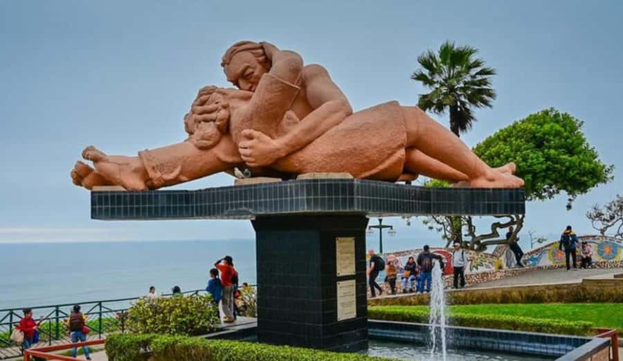 City Tour Colonial and Modern Lima for 5 Hours - Plaza Mayor de Lima, walking the city’s central stage