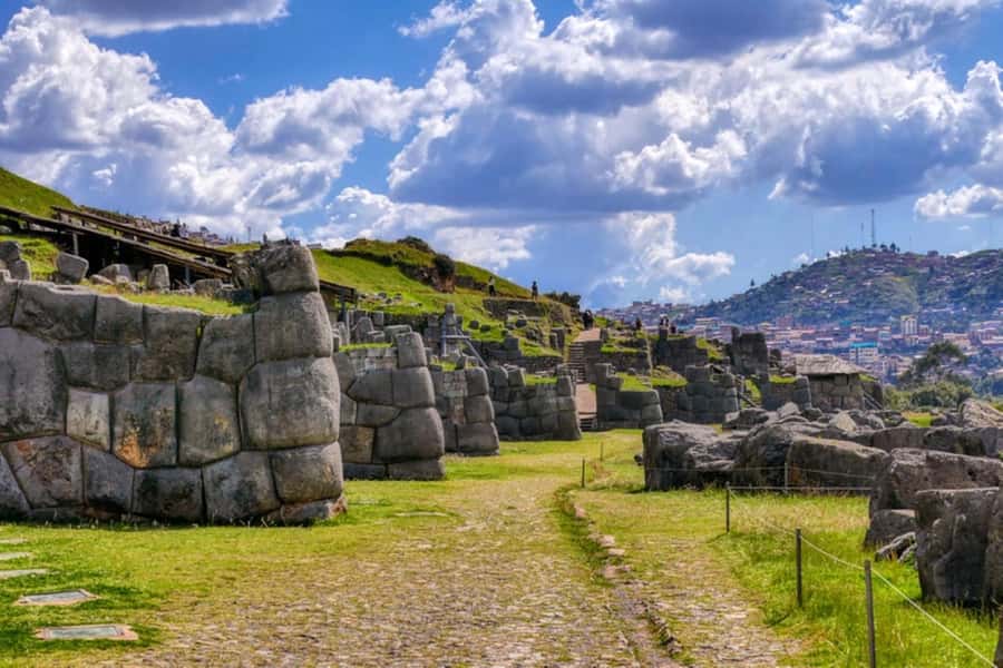 City Tour Cusco Qoricancha Sacsayhuaman y Tambomachay - Entering Cusco’s story at Plaza de Armas