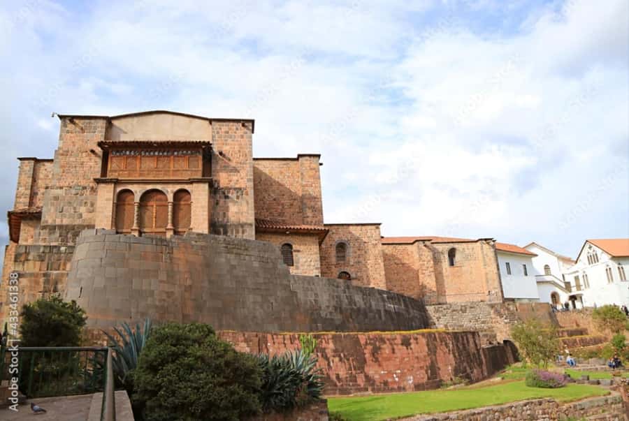 City Tour Cusco Qoricancha Sacsayhuaman y Tambomachay - Puka Pukara: a control post with terraces and defensive intent