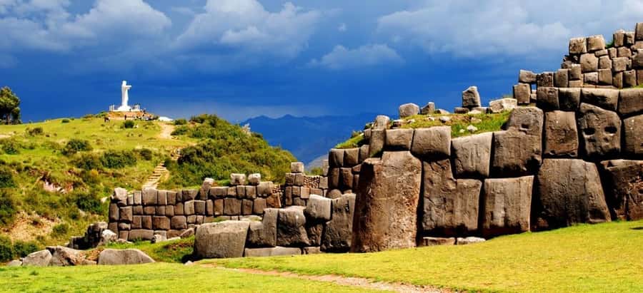 City Tour Cusco Qoricancha Sacsayhuaman y Tambomachay - Qorikancha and Santo Domingo: where Inca walls became a blueprint