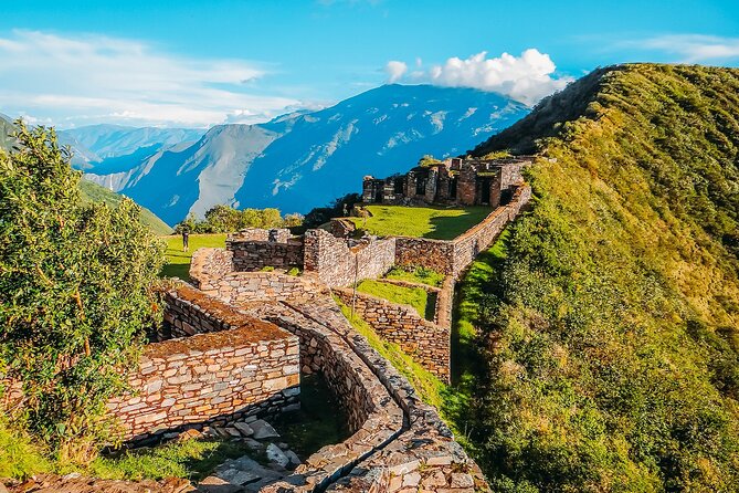 Classic Choquequirao Trek – 5 Days / 4 Nights - Why the Classic Choquequirao Trek Starts Before Most People Wake Up