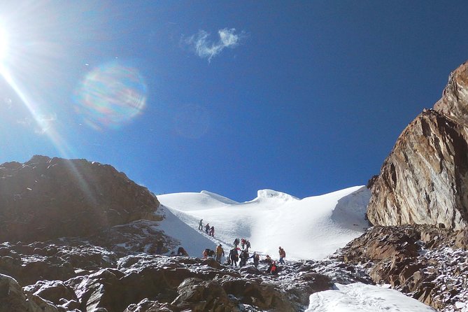 Climbing Mateo - Your first 5 thousand - How the guide style changes the whole experience