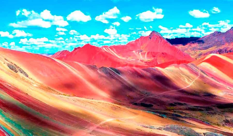 Colorful mountain tour Palcoyo | Cusco - Getting To the Trailhead: the 4:00 to 5:00 a.m. start from Cusco