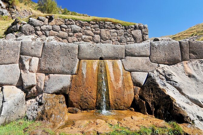 Cusco 7 days Tour in Machu Picchu, Humantay Lake and Vinicunca - Vinicunca Rainbow Mountain at 5020m: Cusipata Breakfast, 1h40 Hike, Photo Finish