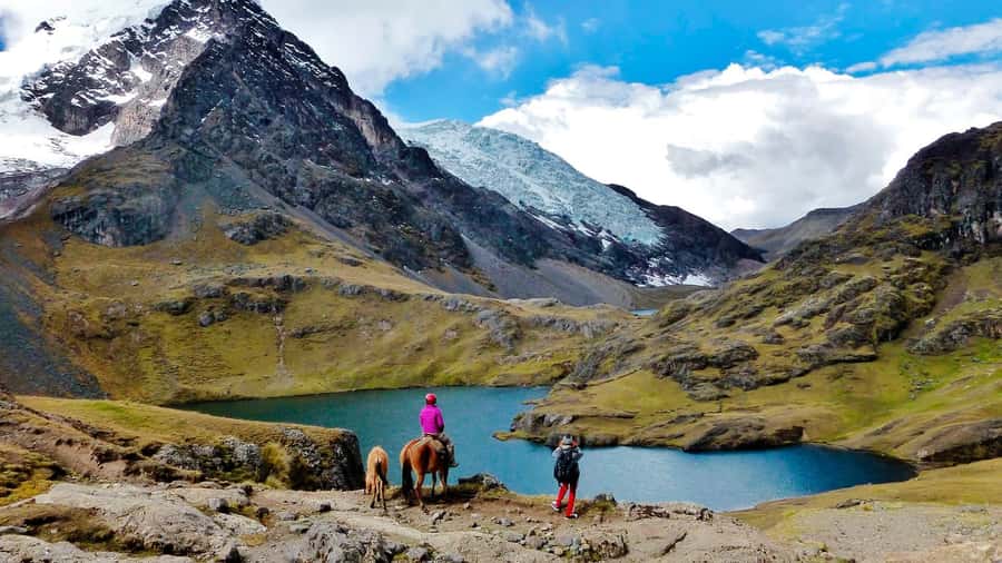 Cusco: Ausangate Tour Seven Lagoons + meals - The Pacchanta Setup, Breakfast, and the First Climb