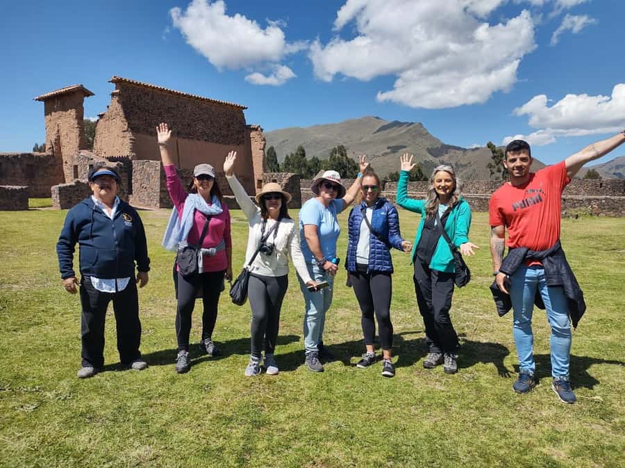 Cusco: Bus Turistico Puno Cusco con Tour y Buffet - Who This Tour Suits Best (and Who Should Skip It)