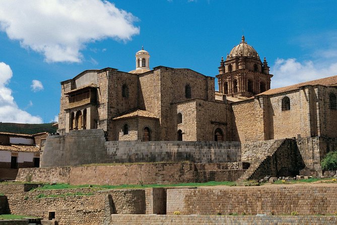 Cusco City Sightseeing, San Pedro Market, Cathedral and Qorikancha Temple - The 12-Angled Stone on Hatun Rumiyoc Street, a quick stop with big payoff