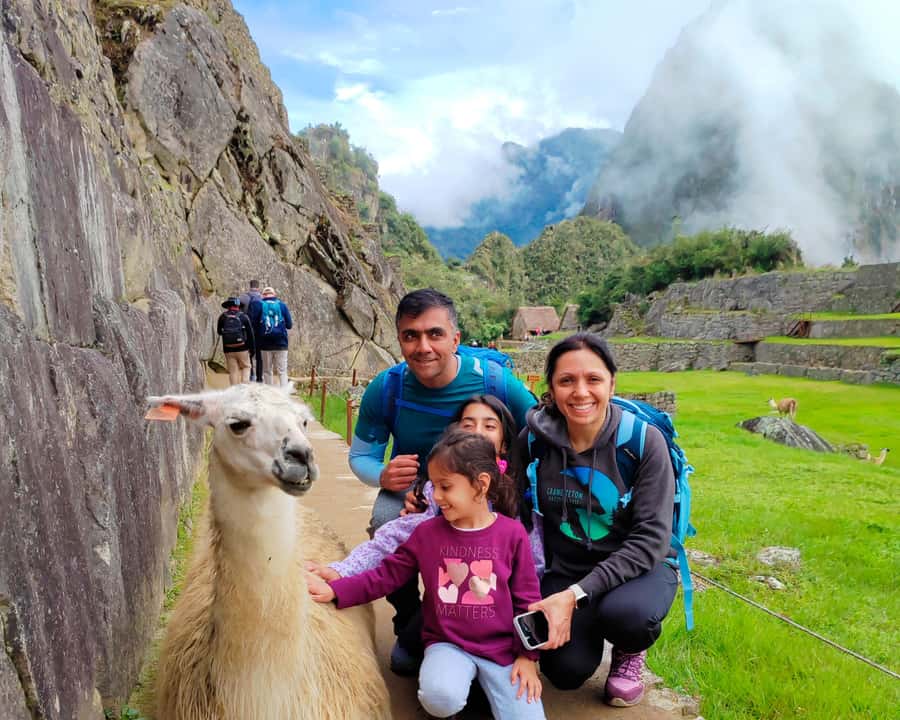 CUSCO: Full Day All Included Private Machu Picchu Experience - What to pack for a Machu Picchu day that stays comfortable