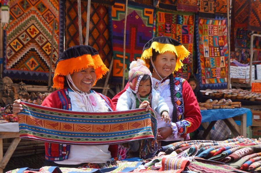 Cusco: Full-Day Sacred Valley and Maras Tour - Price and ticket reality: what $33 covers, and what you should budget for