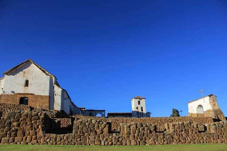 Cusco: Full-Day Tour of The Sacred Valley With Lunch - Chinchero textiles and the Inca Wall stop before heading back to Cusco