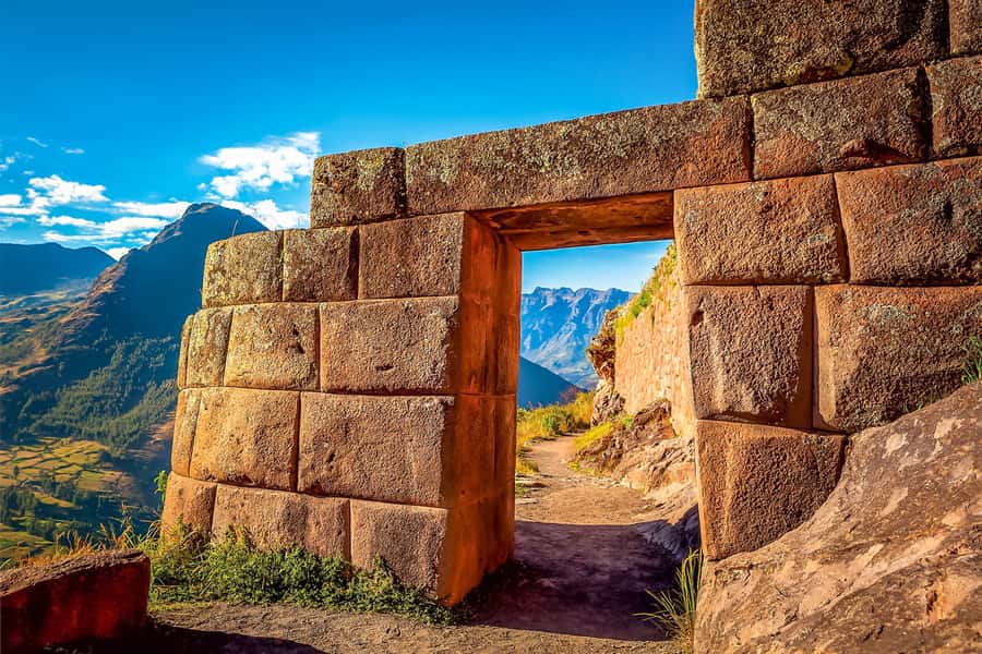 Cusco: Full-Day Tour of The Sacred Valley With Lunch - Pickup in Cusco, small-group travel, and the day’s real pace