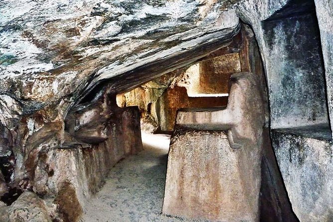 Cusco Half Day City Tour: Four Ruins - Tambomachay: El Baño del Inca and the spring-fed terraces