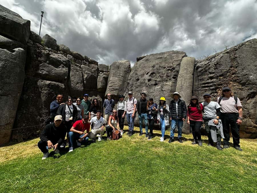 Cusco: Half-Day City Tour with Sacsayhuaman and Q'enco - A half-day route that actually helps you read Cusco