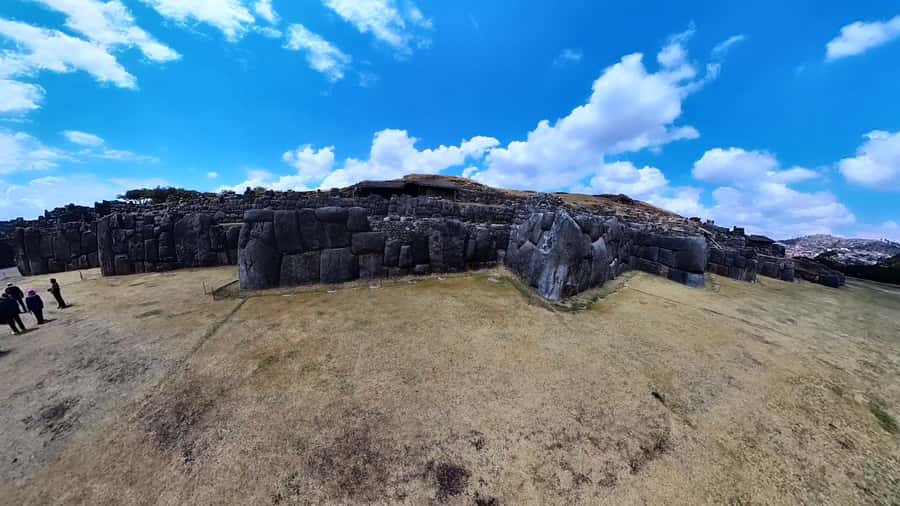 Cusco : Half-Day Explore Inca Ruins qoricancha sacsayhuaman - Tambomachay: finishing with more ruins close to town energy