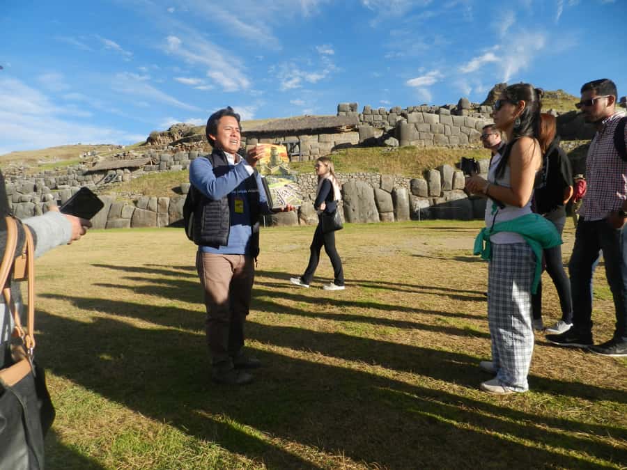 Cusco: Half-Day Historic City Tour - Tambomachay: fresh water spring and the calm after the stone stops